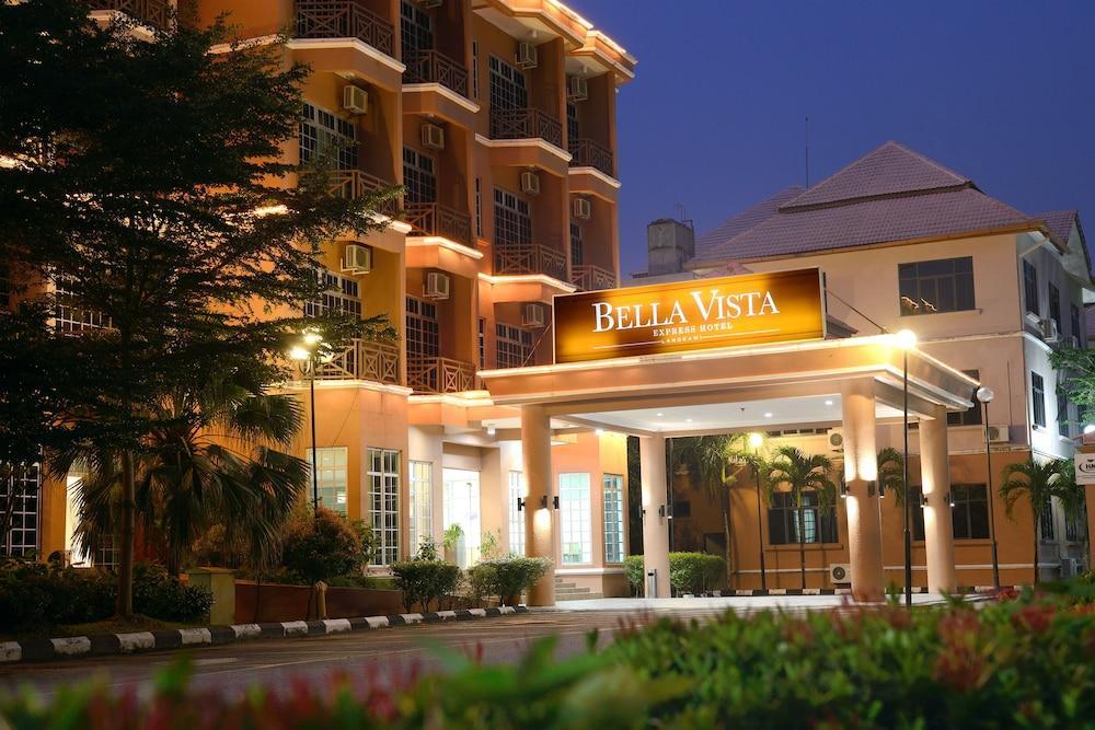 Bella Vista Express Hotel Pantai Cenang  Extérieur photo