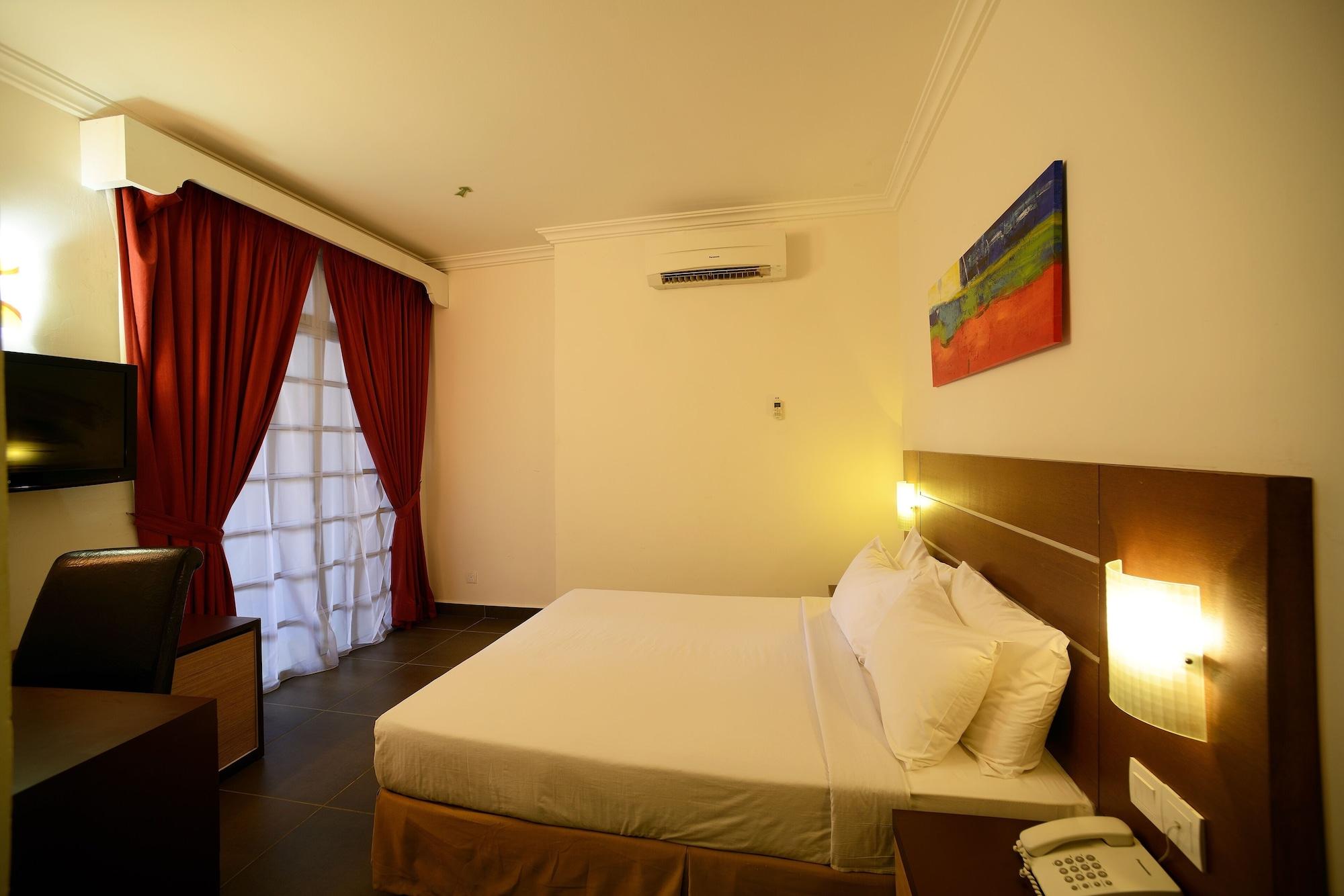 Bella Vista Express Hotel Pantai Cenang  Extérieur photo