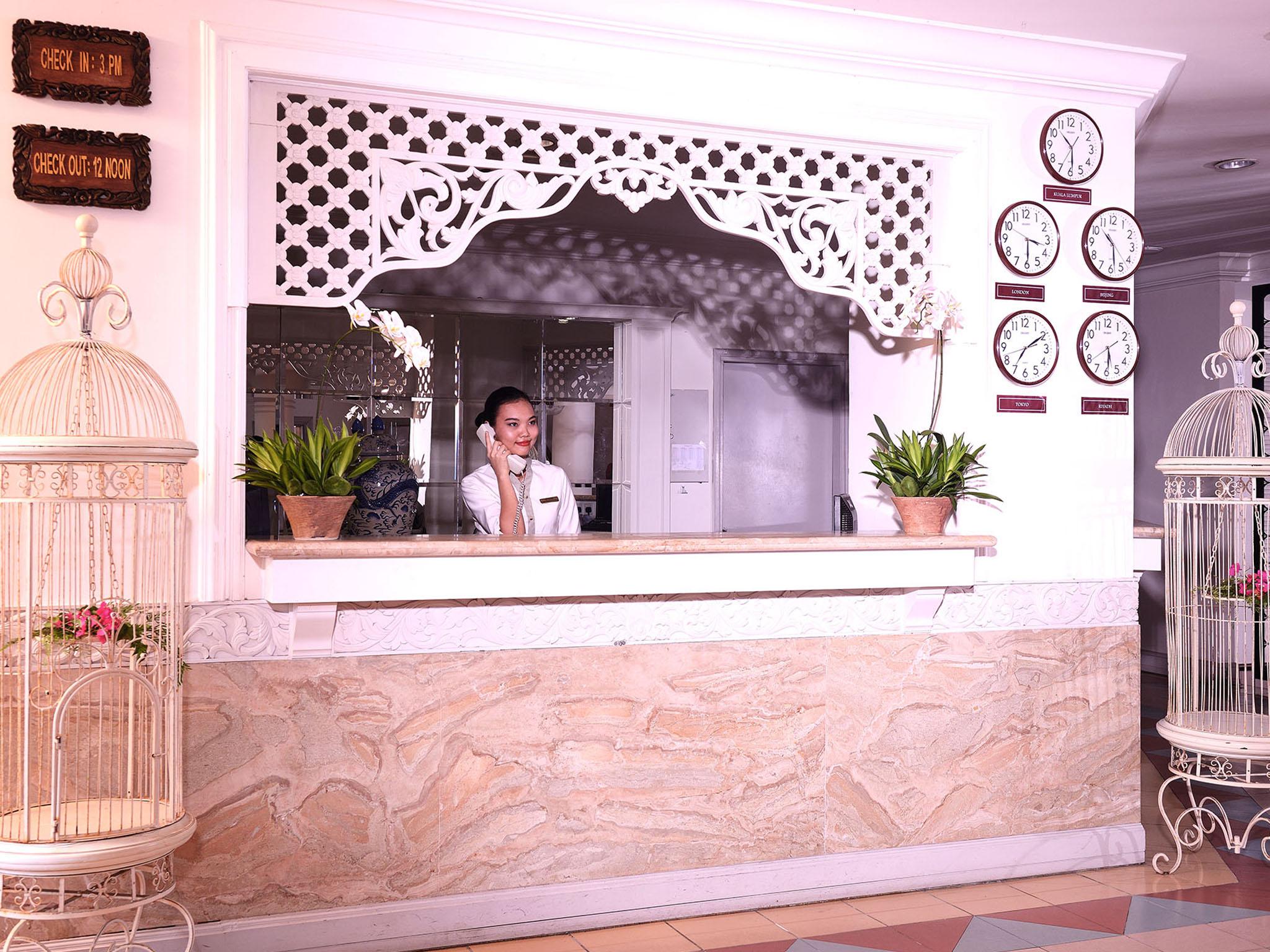 Bella Vista Express Hotel Pantai Cenang  Extérieur photo