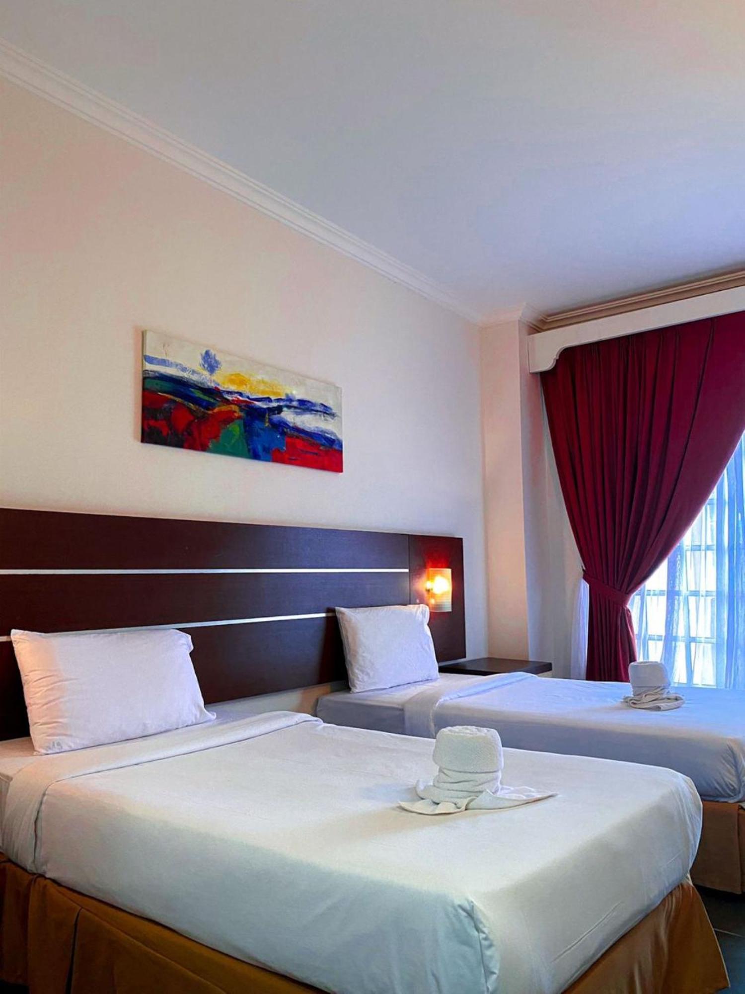 Bella Vista Express Hotel Pantai Cenang  Extérieur photo