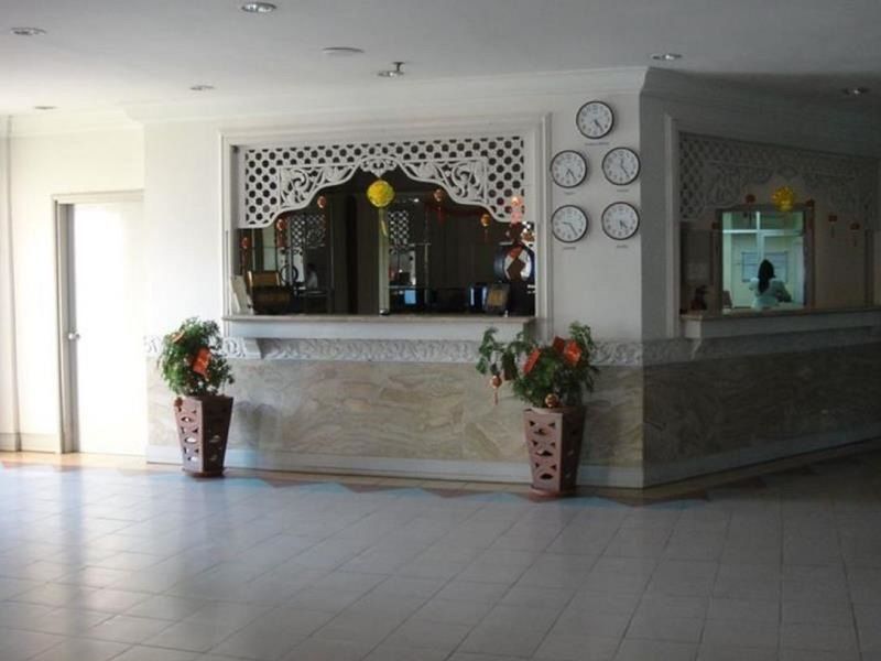 Bella Vista Express Hotel Pantai Cenang  Extérieur photo